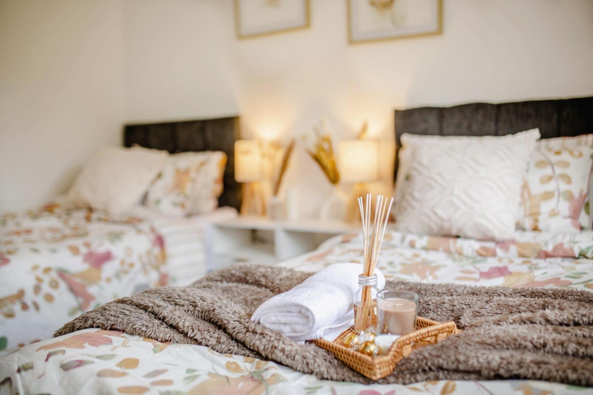 Serene Boho Retreat: White Oak Charm House 7Ppl Sheffield Bagian luar foto